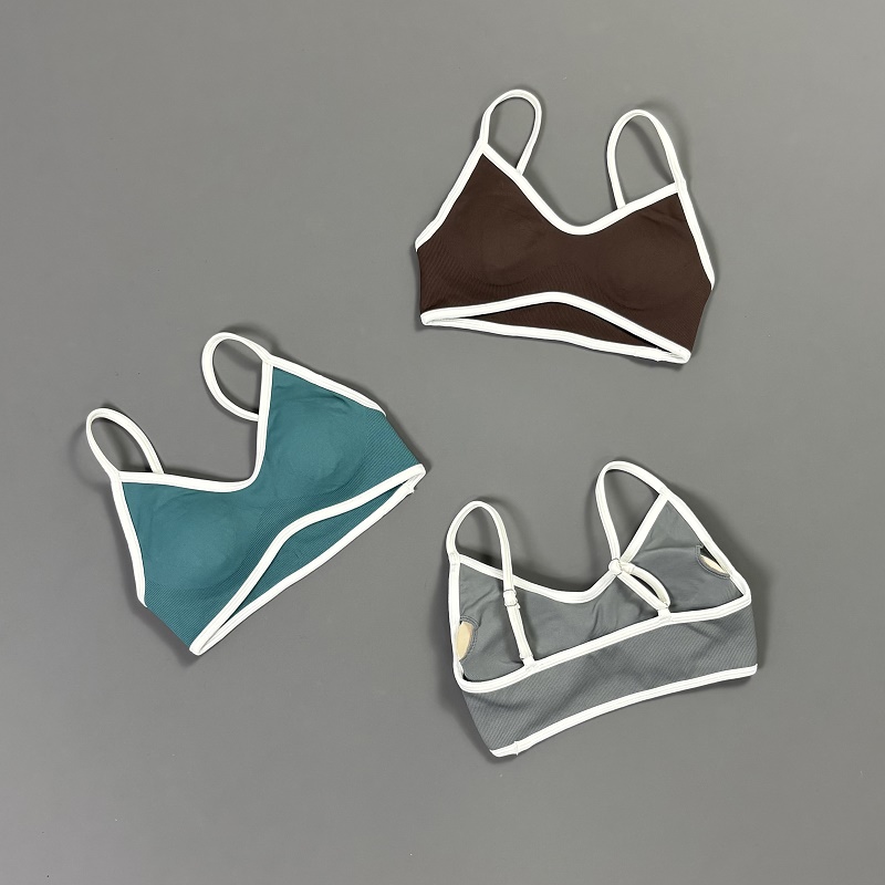 Women Contrastline Yoga Bra V  - Crop Top Crochet recensie en prijs