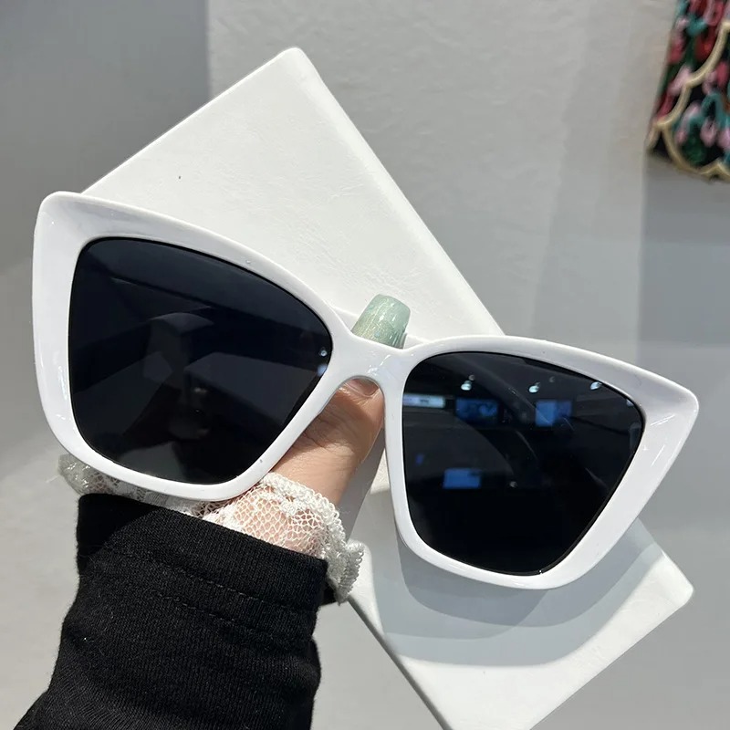 Trendy Cat Eye Sunglasses for  - Sunglasses Cat Eye recensie en prijs
